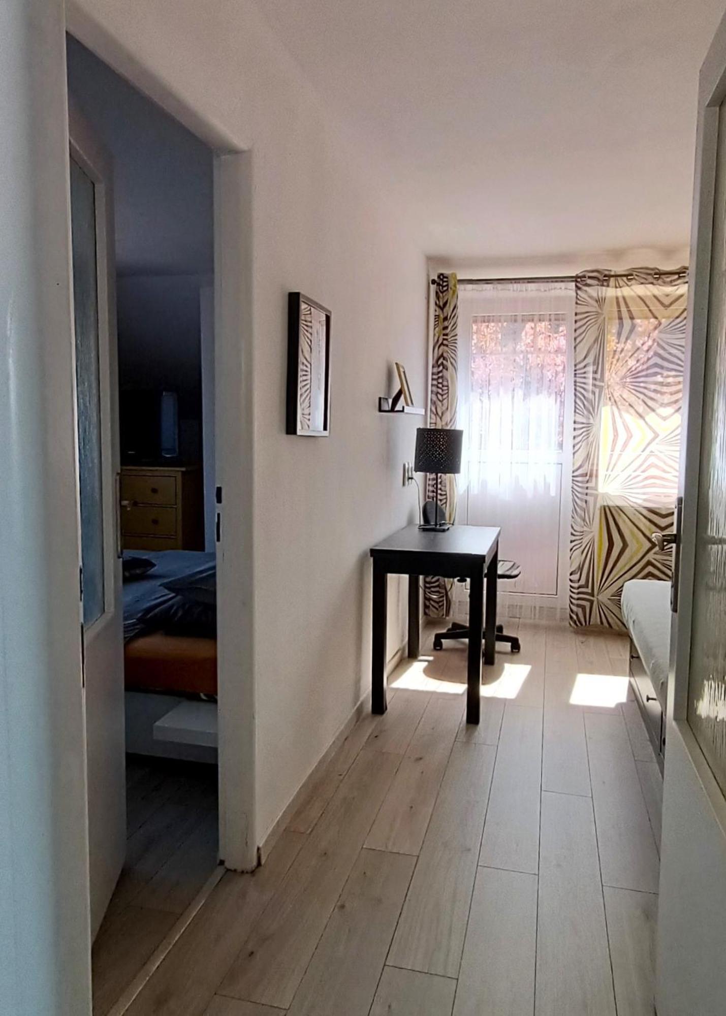 Cozy Gardens Apartments In Prague Luaran gambar