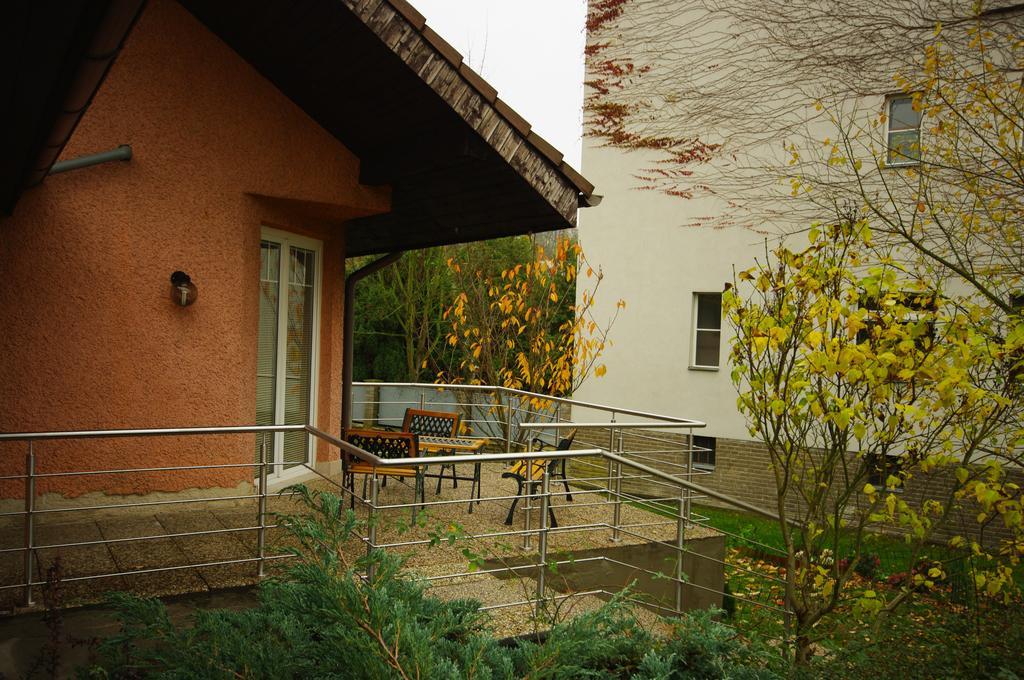 Cozy Gardens Apartments In Prague Luaran gambar